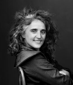 Headshot of Chelina Odbert